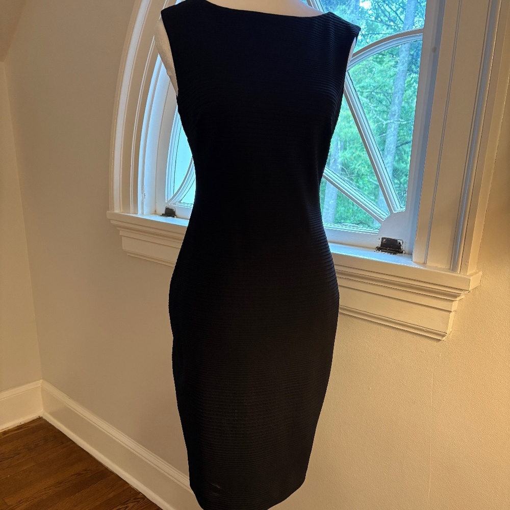 CACH'E Perfect "Little Black Dress" Elegant Sheath Form Fitting Fully Lined
